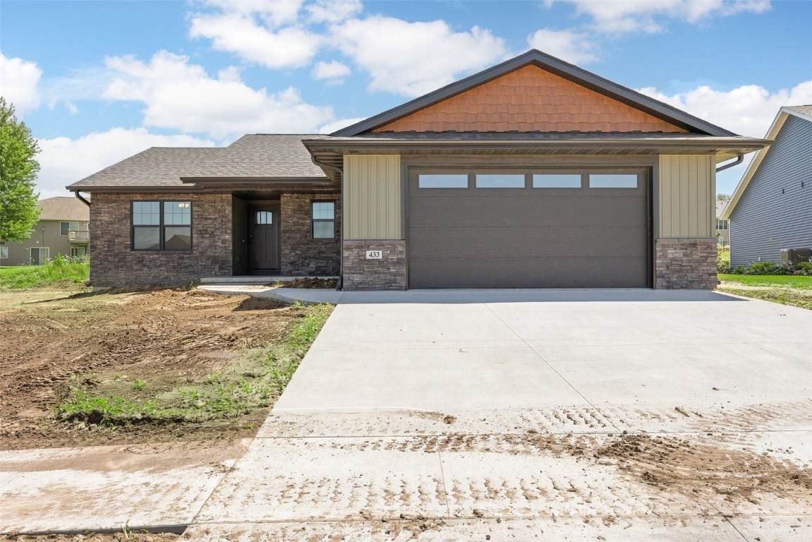 433 Council Street - Photo 1