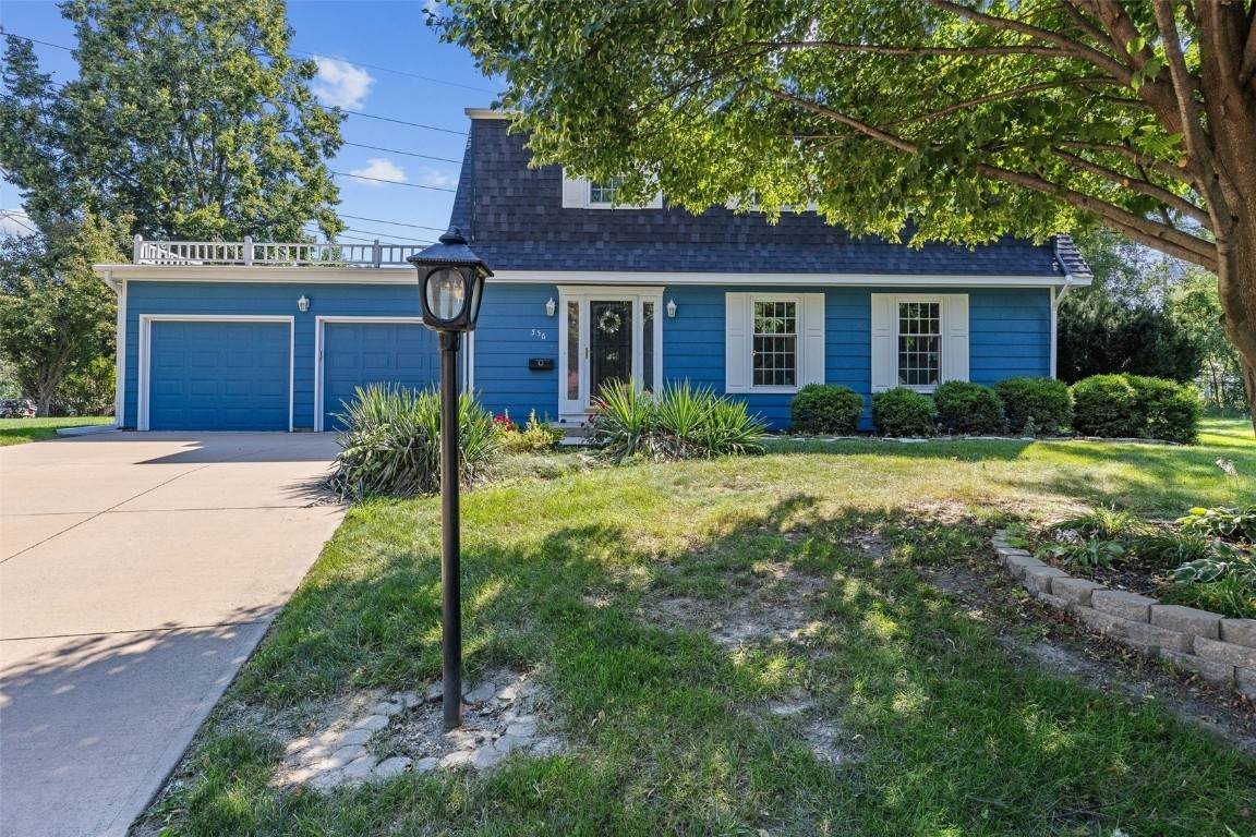 556 Mahaska Court - Photo 1