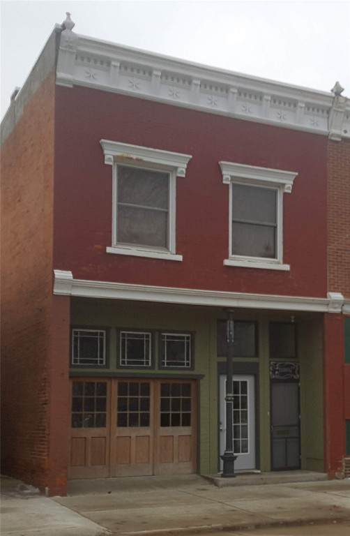 1128 Marengo Avenue - Photo 1