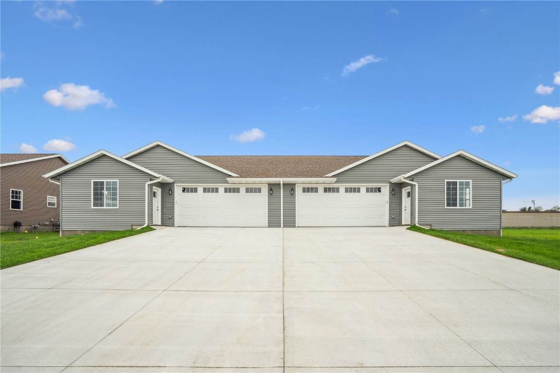 201 William Way - Photo 1