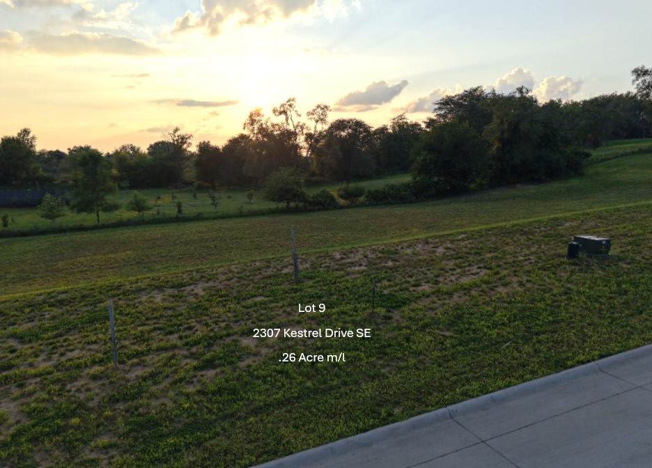 2307 Kestrel Drive - Photo 1