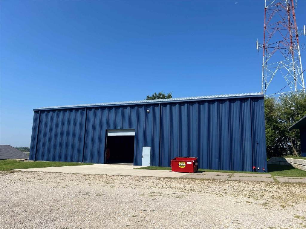 https://bt-photos.global.ssl.fastly.net/cedarrapids/orig_boomver_1_2507261-2.jpg