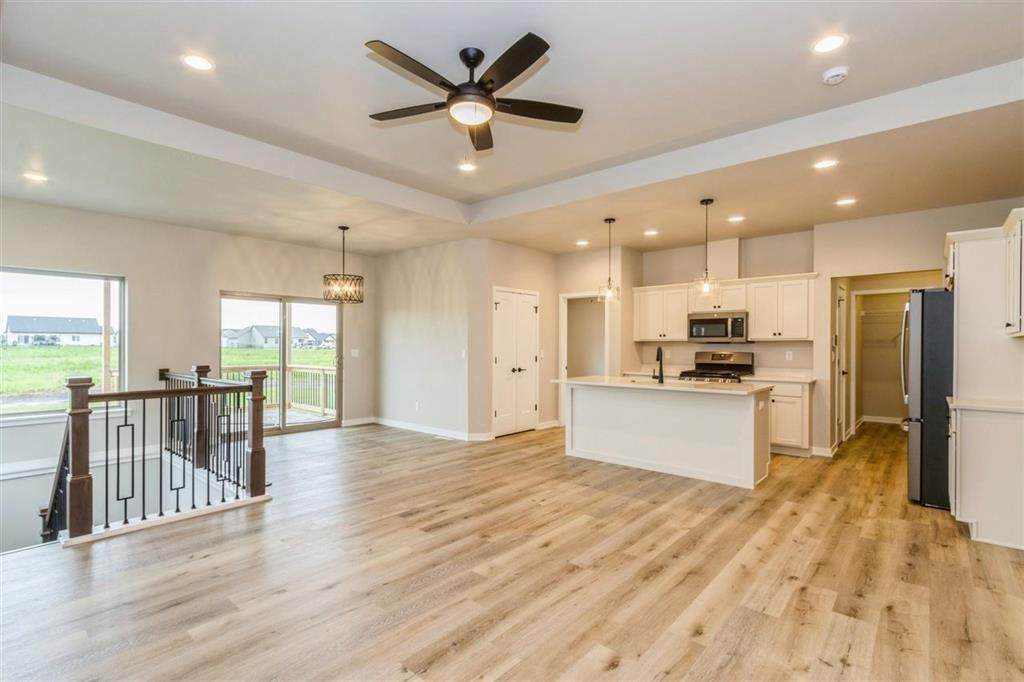 721 Chamberlin Lane - Photo 1