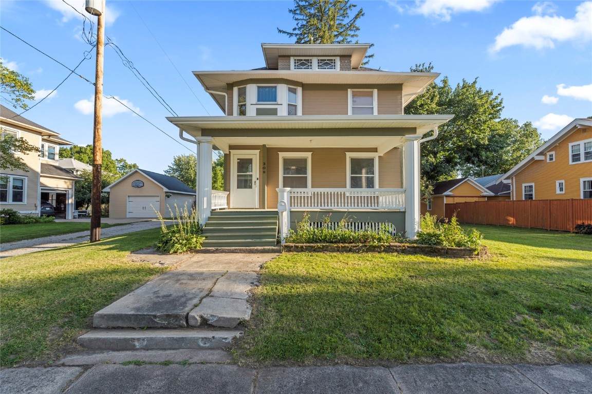 309 4th Street - Photo 1