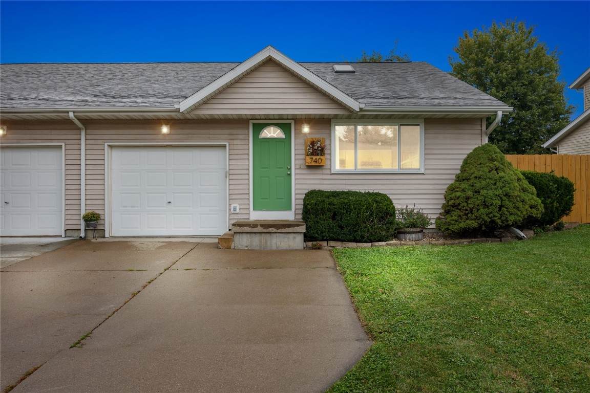 https://bt-photos.global.ssl.fastly.net/cedarrapids/orig_boomver_1_2507611-2.jpg