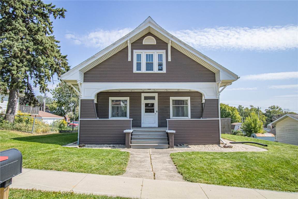 219 Ford Street - Photo 1