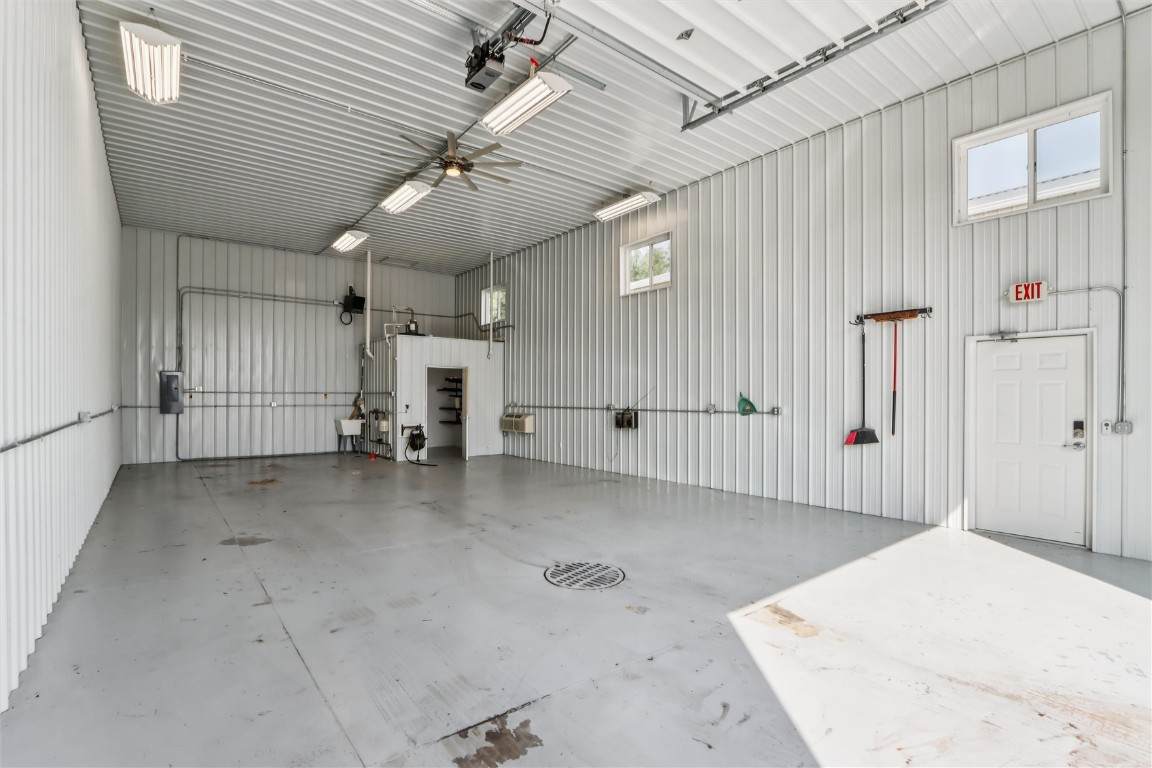 https://bt-photos.global.ssl.fastly.net/cedarrapids/orig_boomver_1_2507785-2.jpg