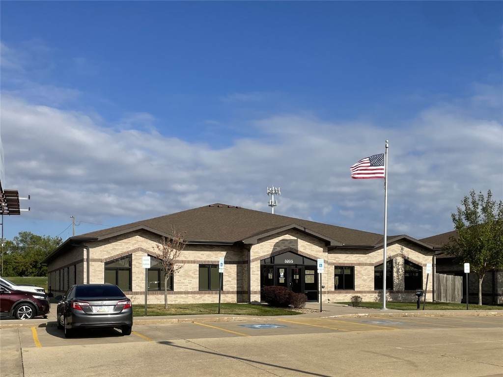 3205 Williams Boulevard - Photo 1