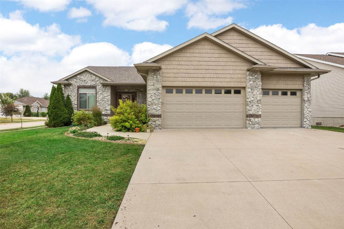 4301 Viola Street - Photo 1