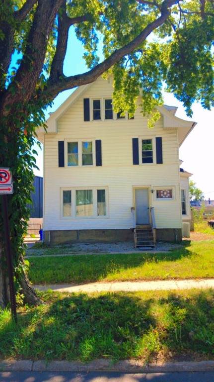 1025 3rd Ave Sw - Photo 1