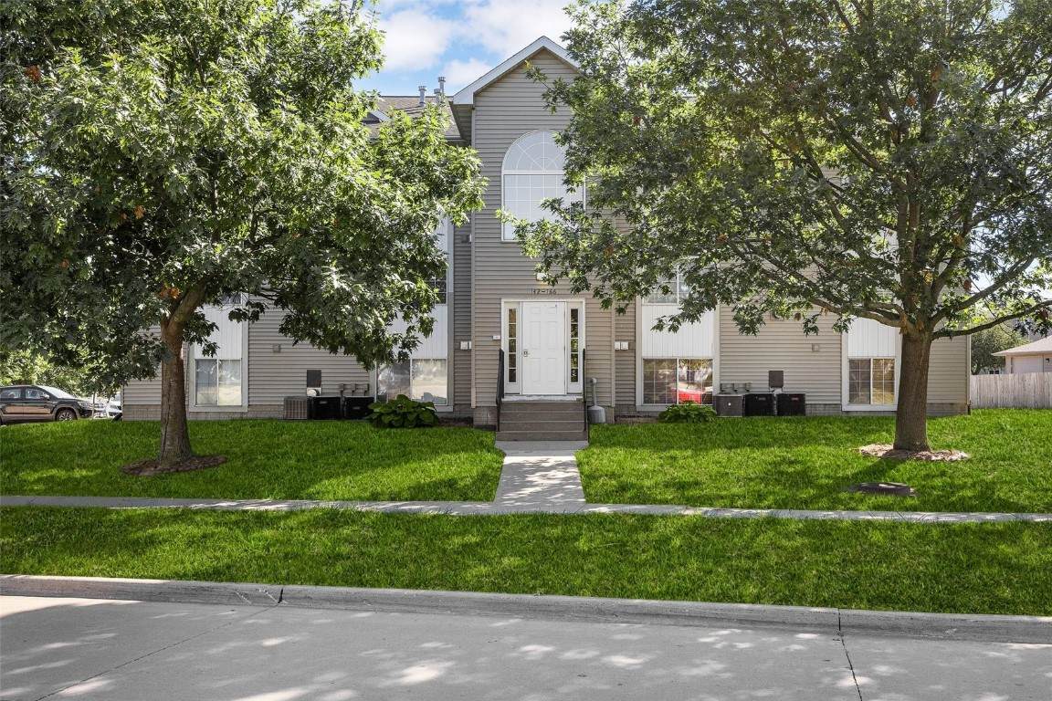 142 Elm Ridge Drive - Photo 1