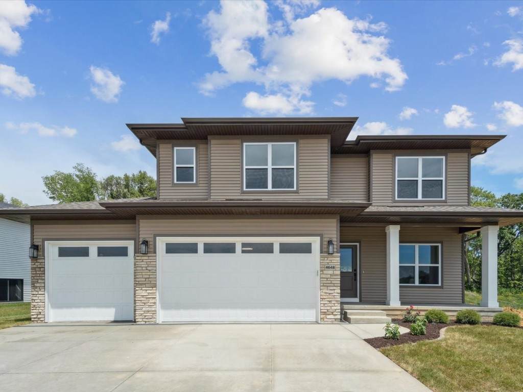 1517 Legend Drive - Photo 1