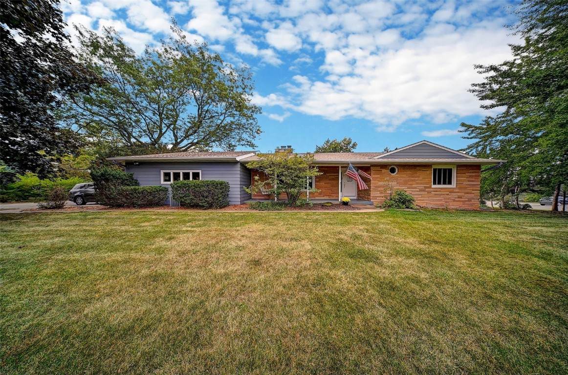 2727 Rochester Avenue - Photo 1