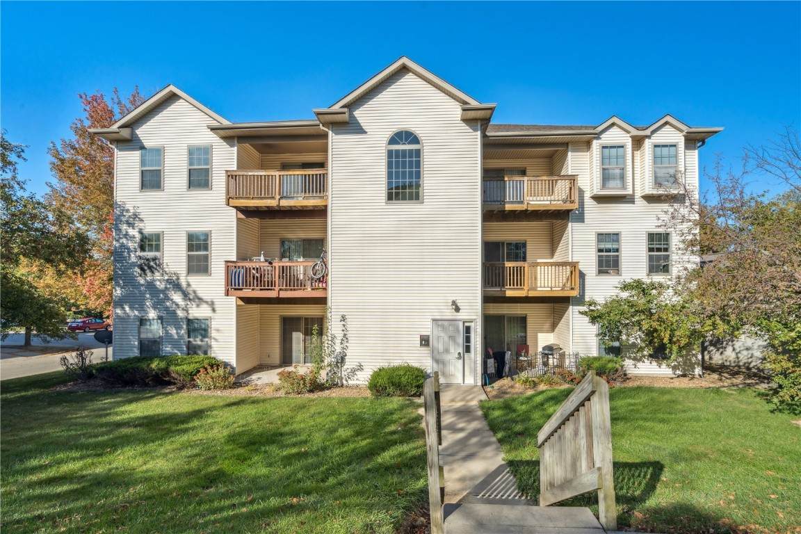 2855 Coral Court - Photo 1