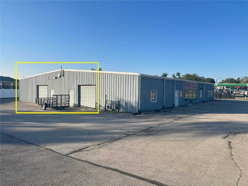 1040 Post Road - Photo 1