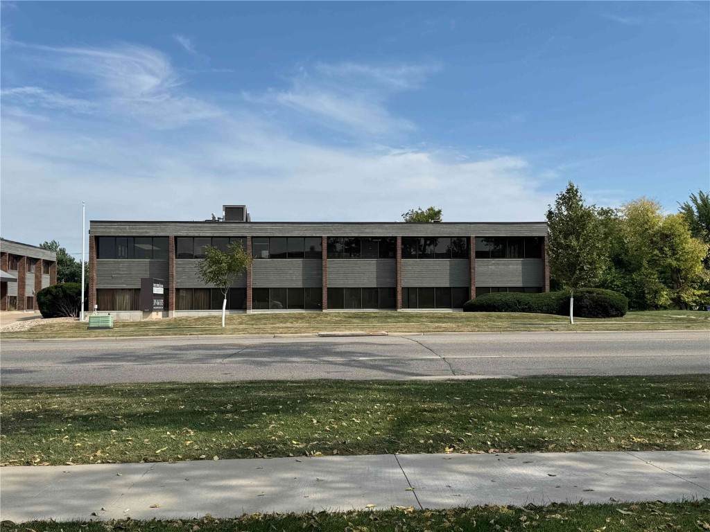 2727 1st Avenue - Photo 1