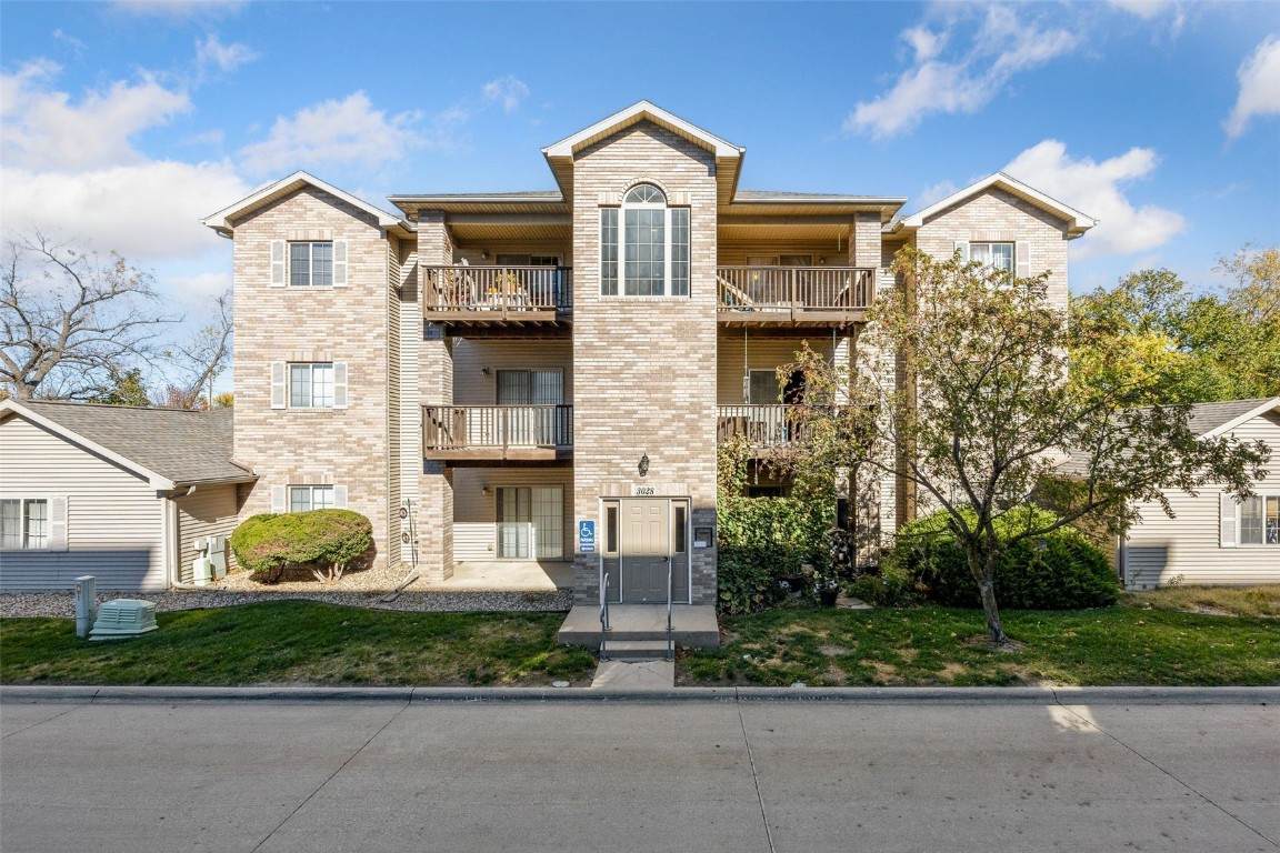 3028 Center Point Road - Photo 1