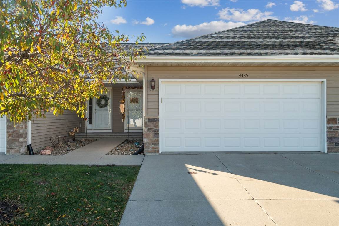 4435 Hastings Drive - Photo 1