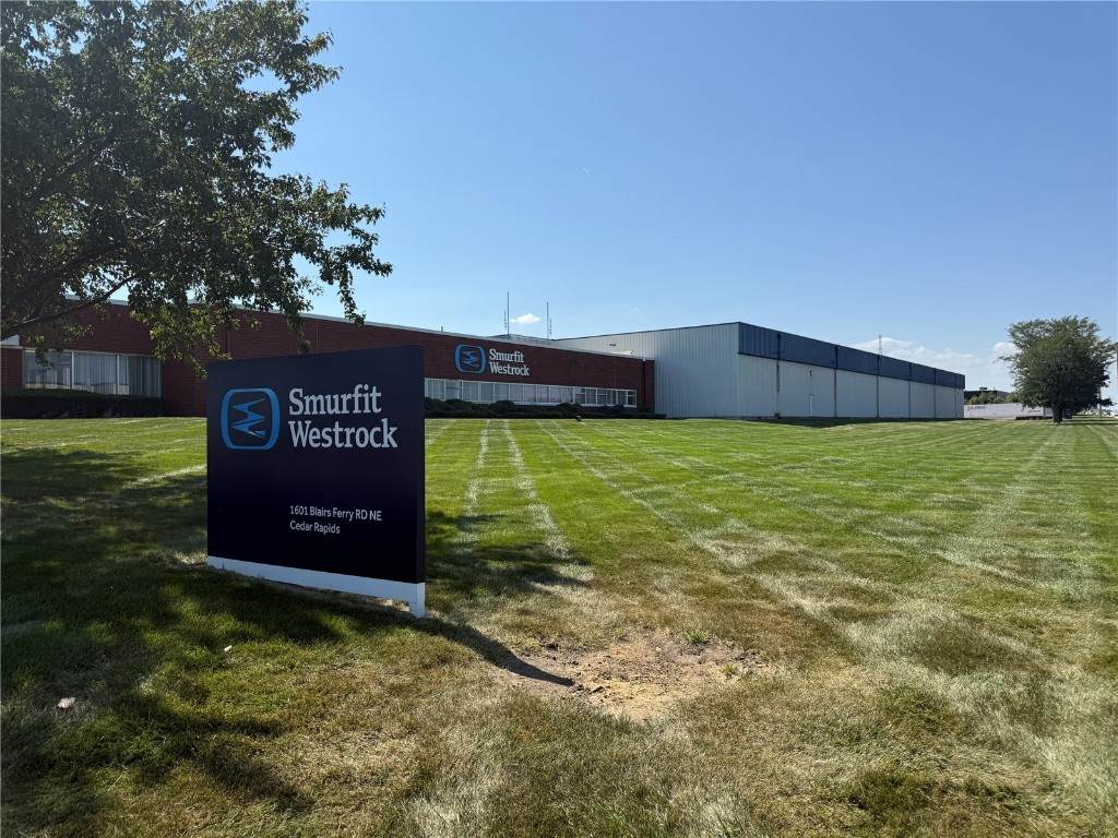 1601 Blairs Ferry Road - Photo 1