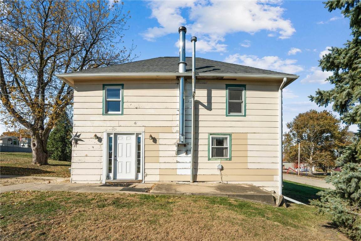 111 Monroe Street - Photo 1