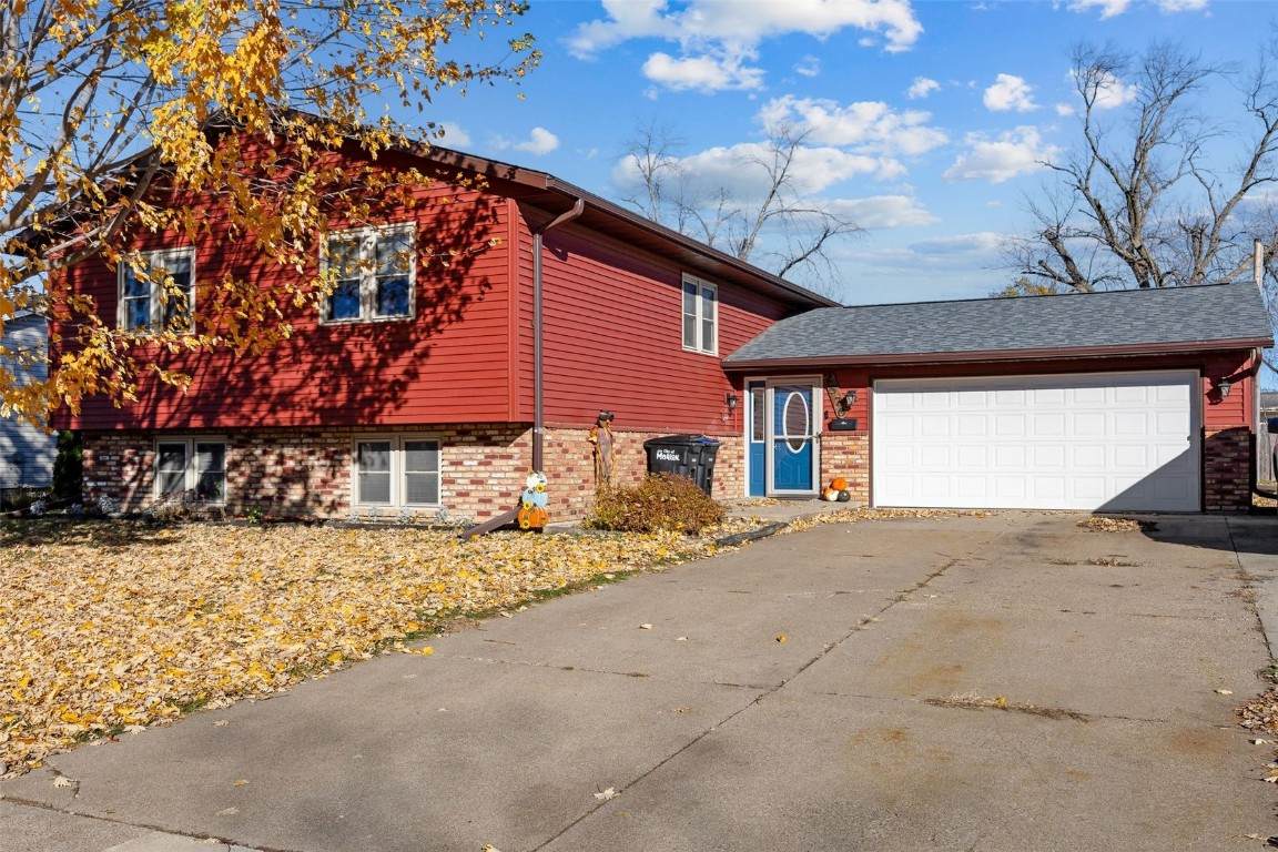 2570 Clark Avenue - Photo 1