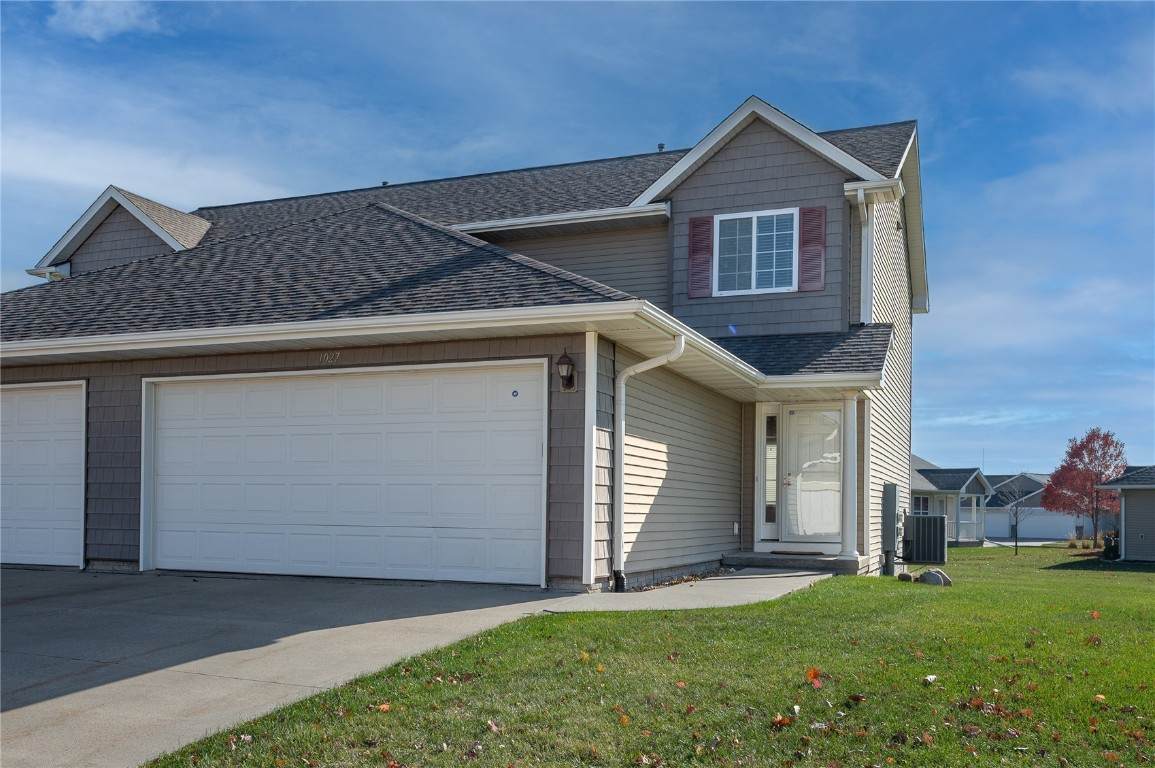 1027 Acacia Dr Ne - Photo 1