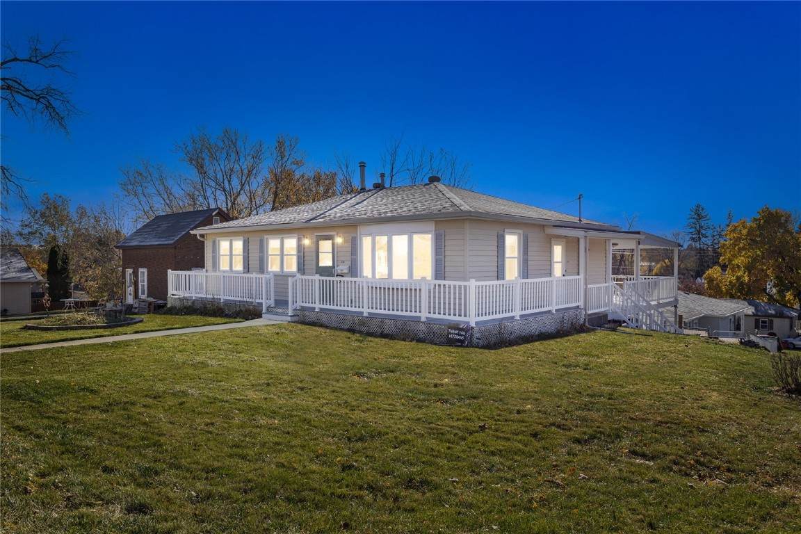 401 Pine Street - Photo 1