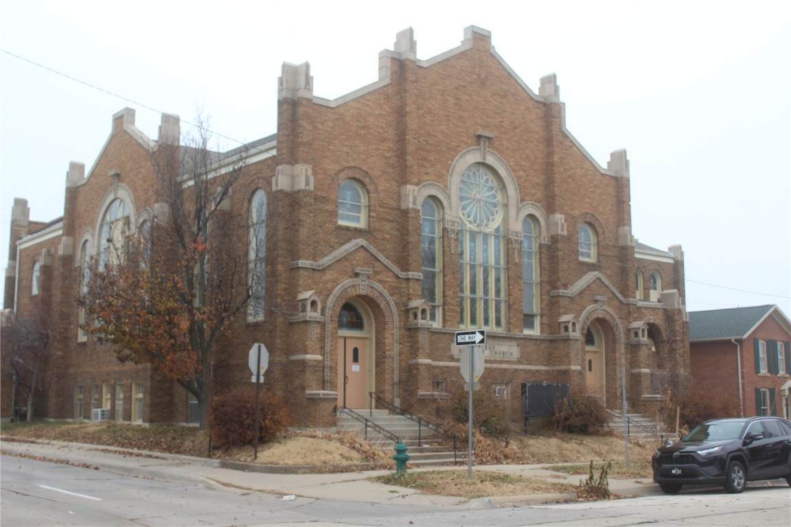 1200 2nd Avenue - Photo 1