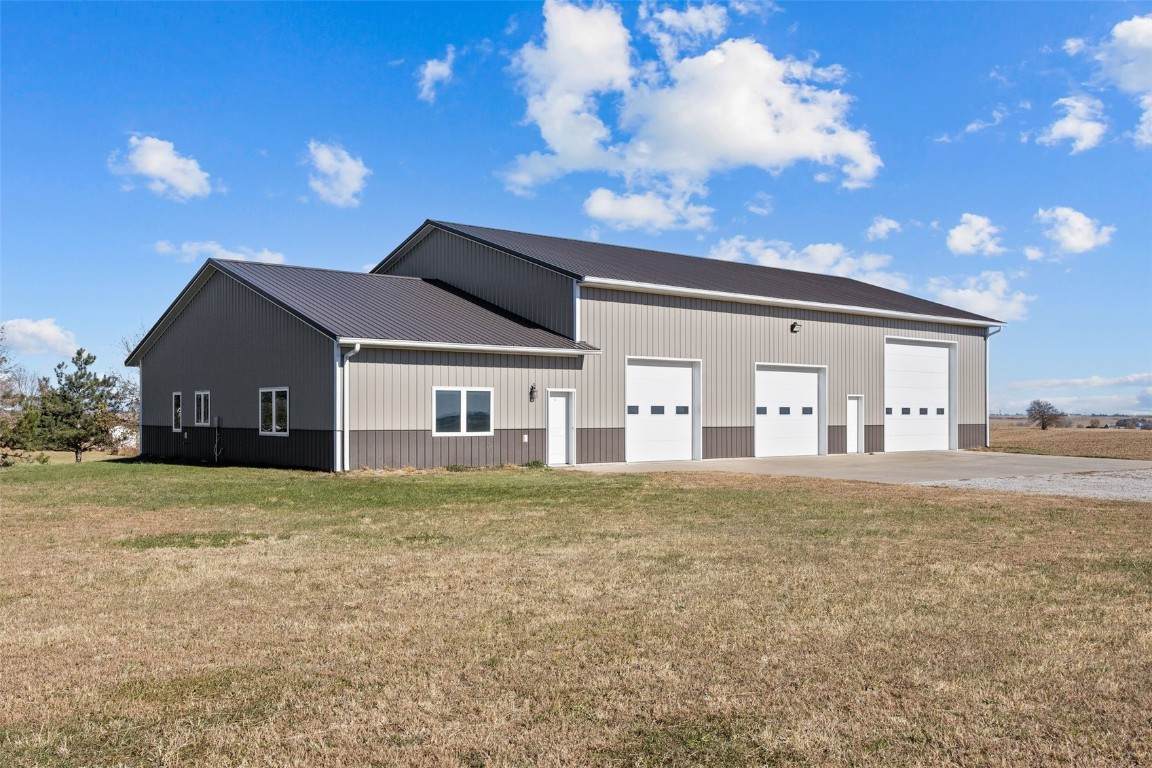 1058 Y Ave - Photo 1