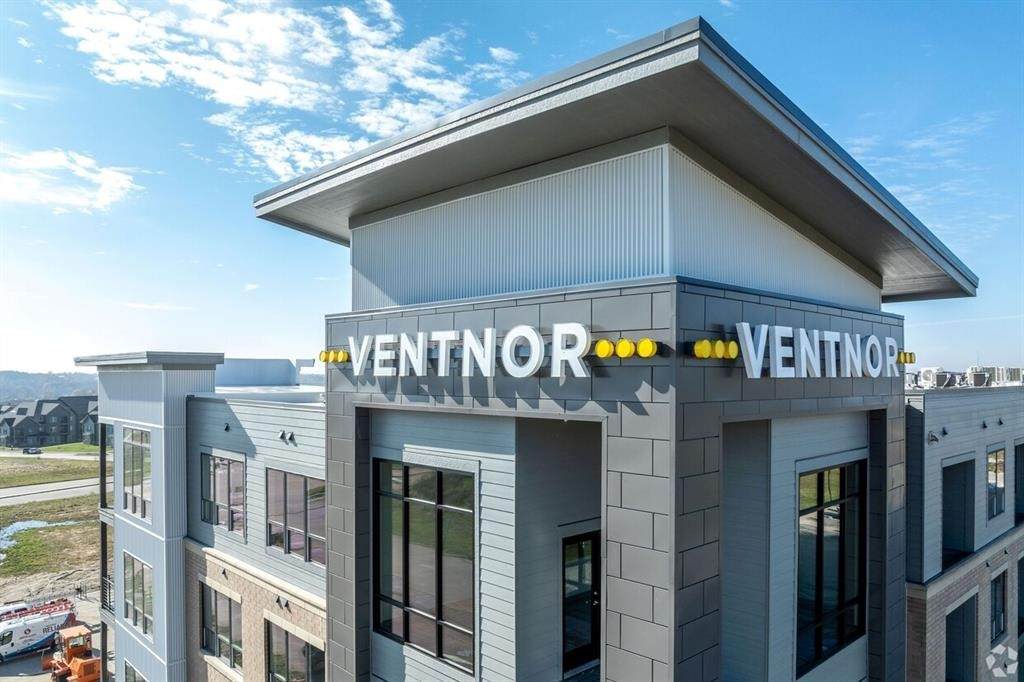 1111 Parkside Street - Photo 1