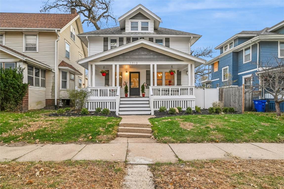 1713 7th Avenue - Photo 1