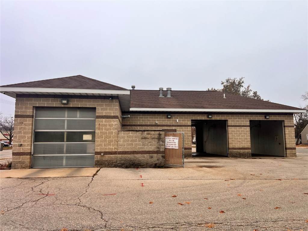 1822 Johnson Avenue - Photo 1