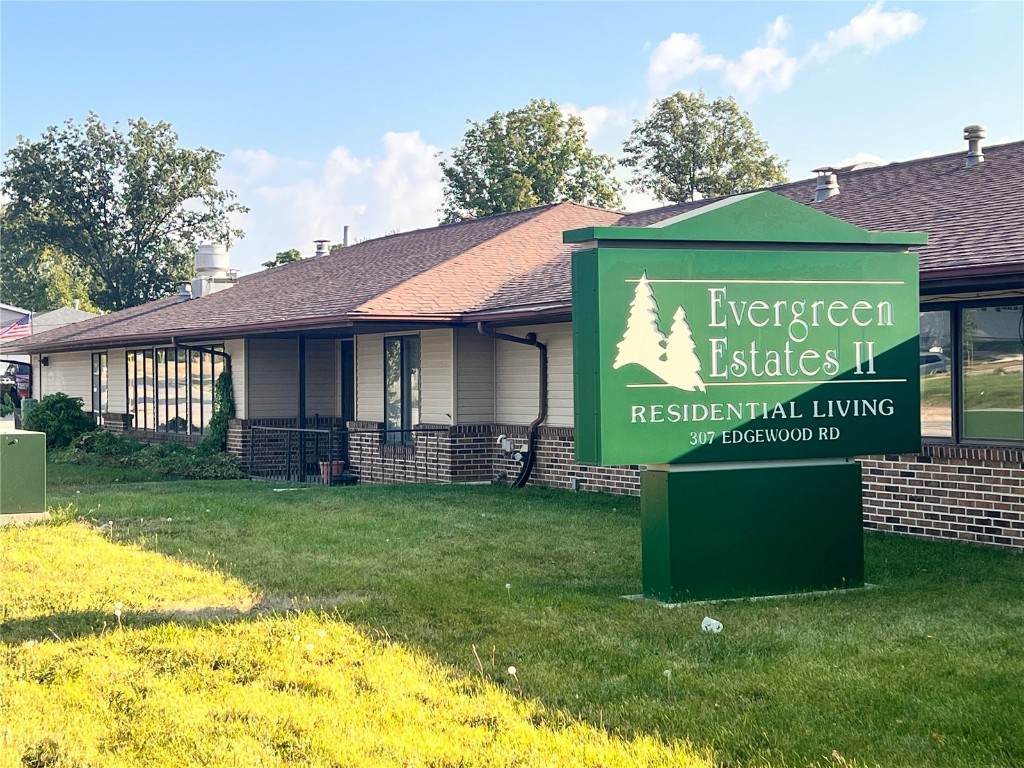 307 Edgewood Road - Photo 1