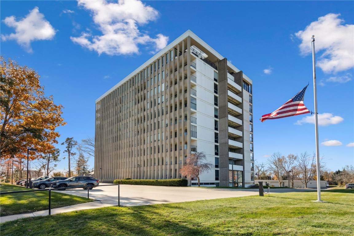 2222 1st Avenue - Photo 1