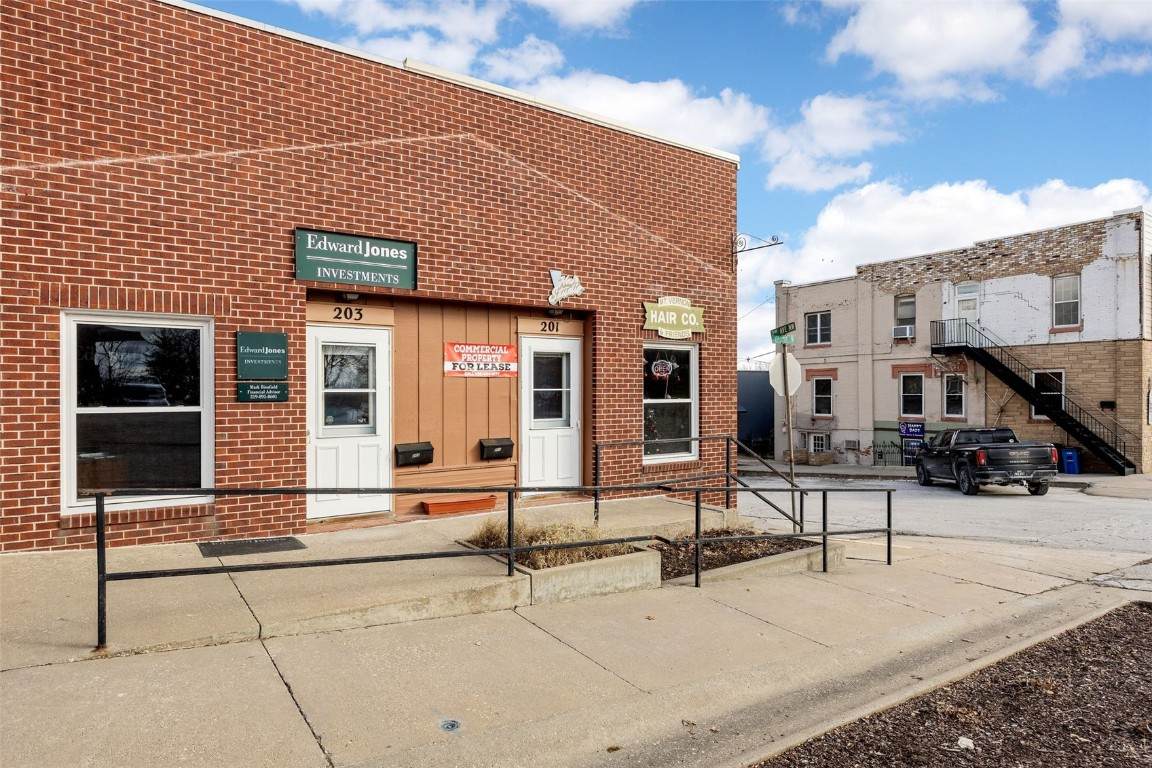 201 First Street Nw - Photo 1