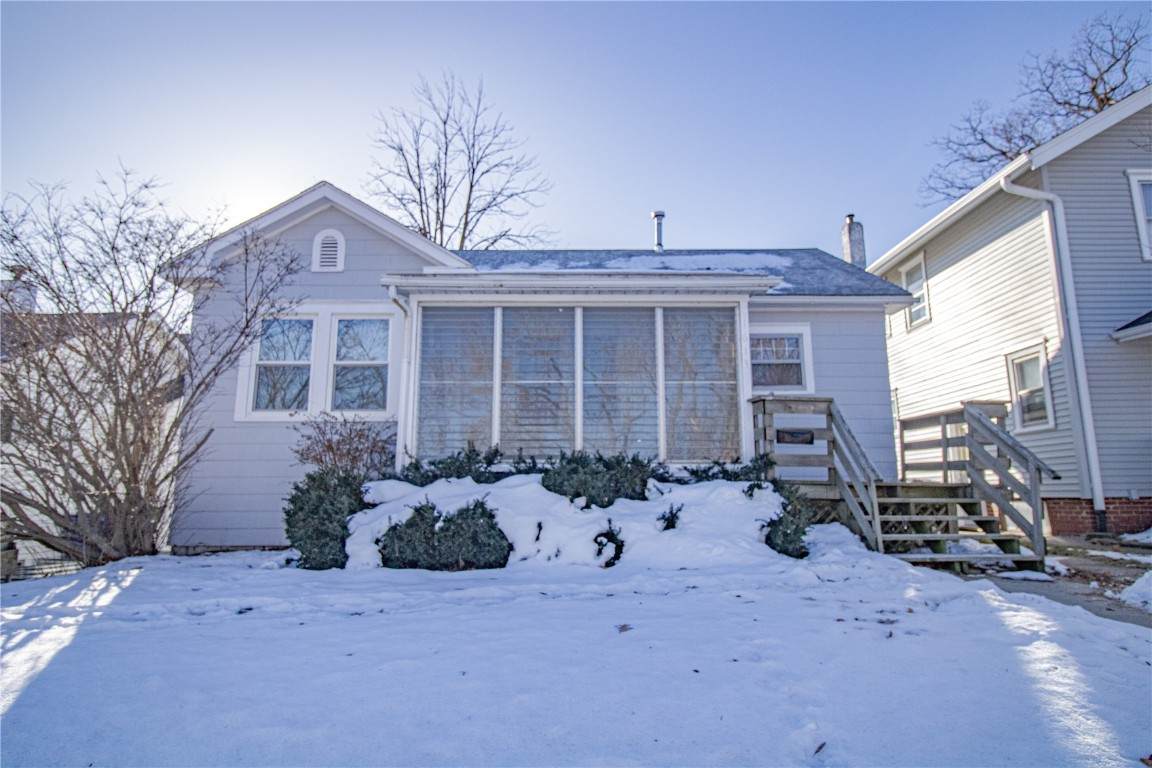 1613 I Avenue - Photo 1
