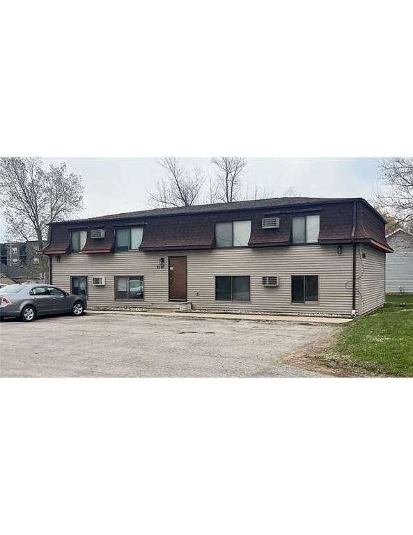 2120 4th Avenue - Photo 1