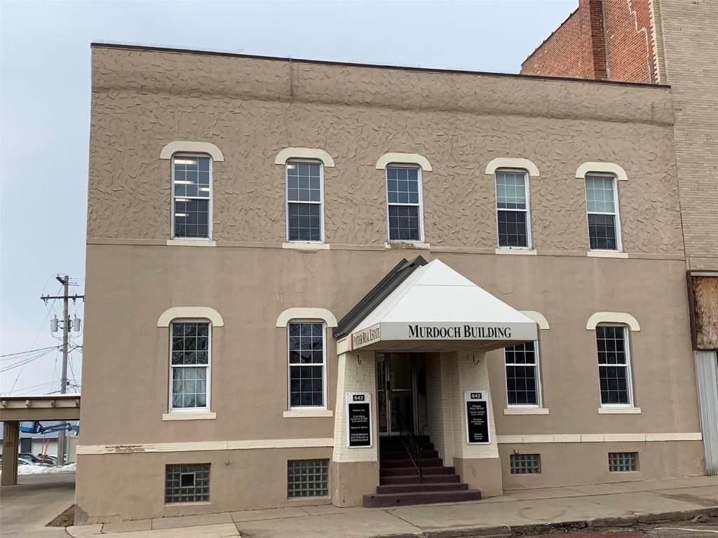 642 10th Street - Photo 1