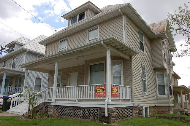 903 Burlington Street - Photo 1