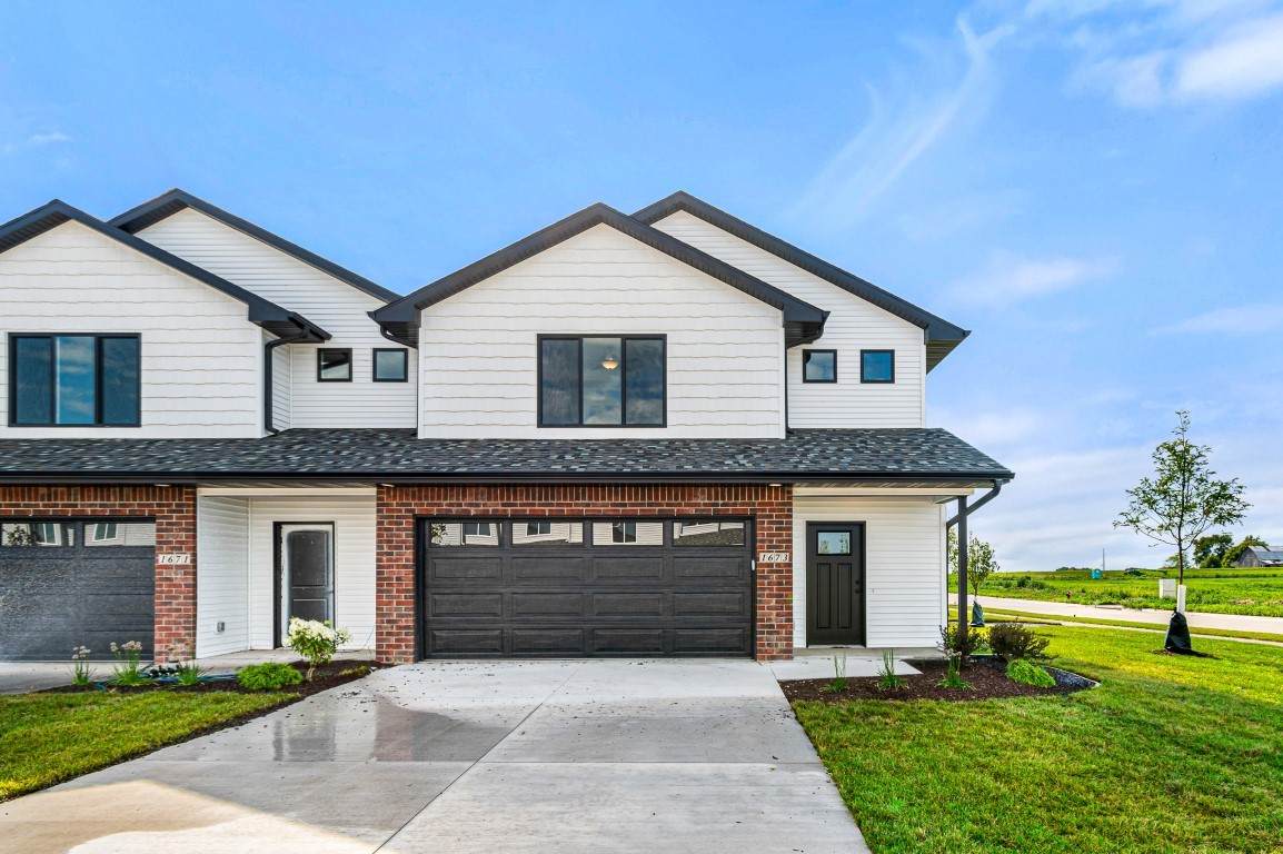 2310 Water Tower Pl - Photo 1