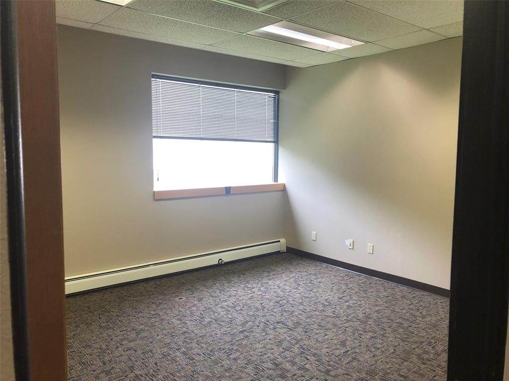 https://bt-photos.global.ssl.fastly.net/cedarrapids/orig_boomver_1_2602073-2.jpg
