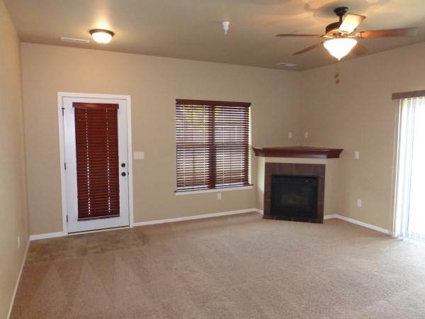 https://bt-photos.global.ssl.fastly.net/cedarrapids/orig_boomver_1_2602287-2.jpg