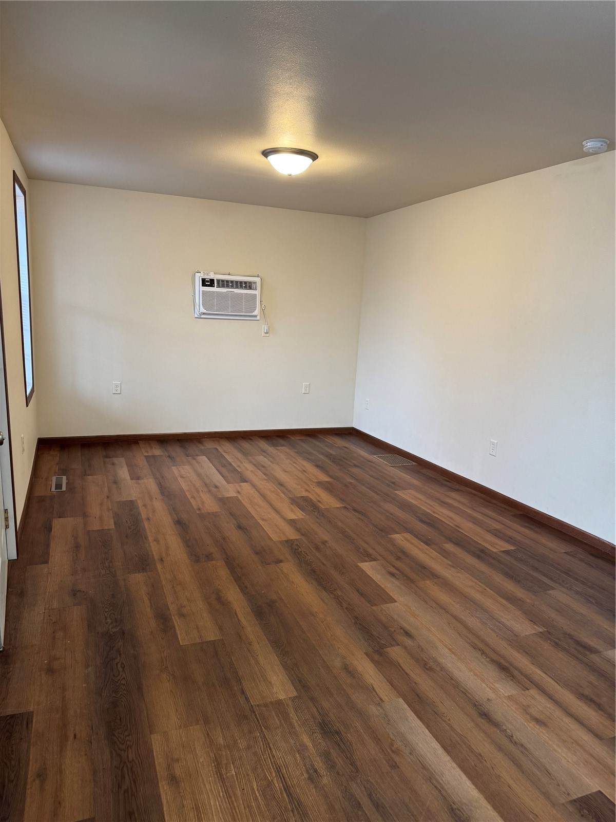 https://bt-photos.global.ssl.fastly.net/cedarrapids/1280_boomver_1_2602296-2.jpg