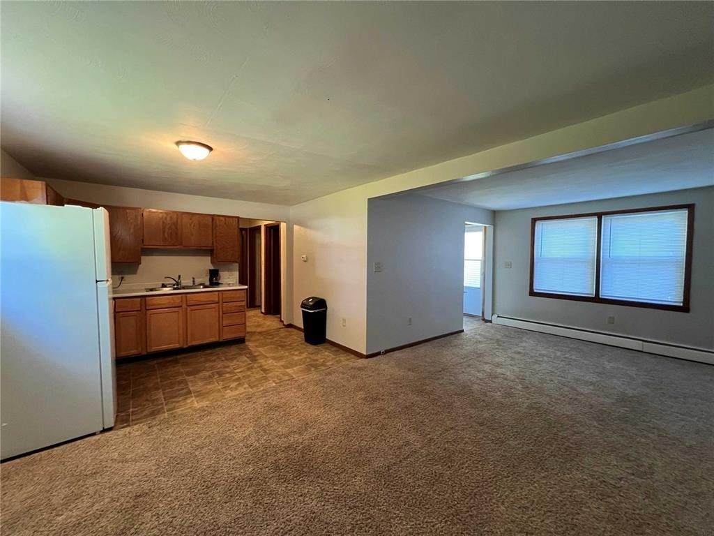 https://bt-photos.global.ssl.fastly.net/cedarrapids/orig_boomver_1_2602302-2.jpg