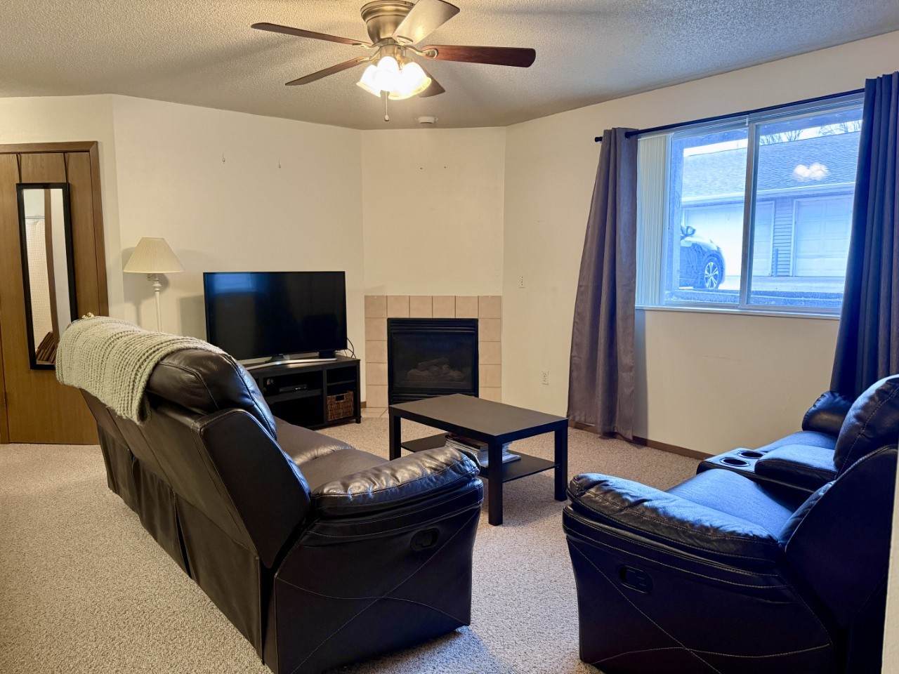 https://bt-photos.global.ssl.fastly.net/cedarrapids/orig_boomver_1_2602312-2.jpg