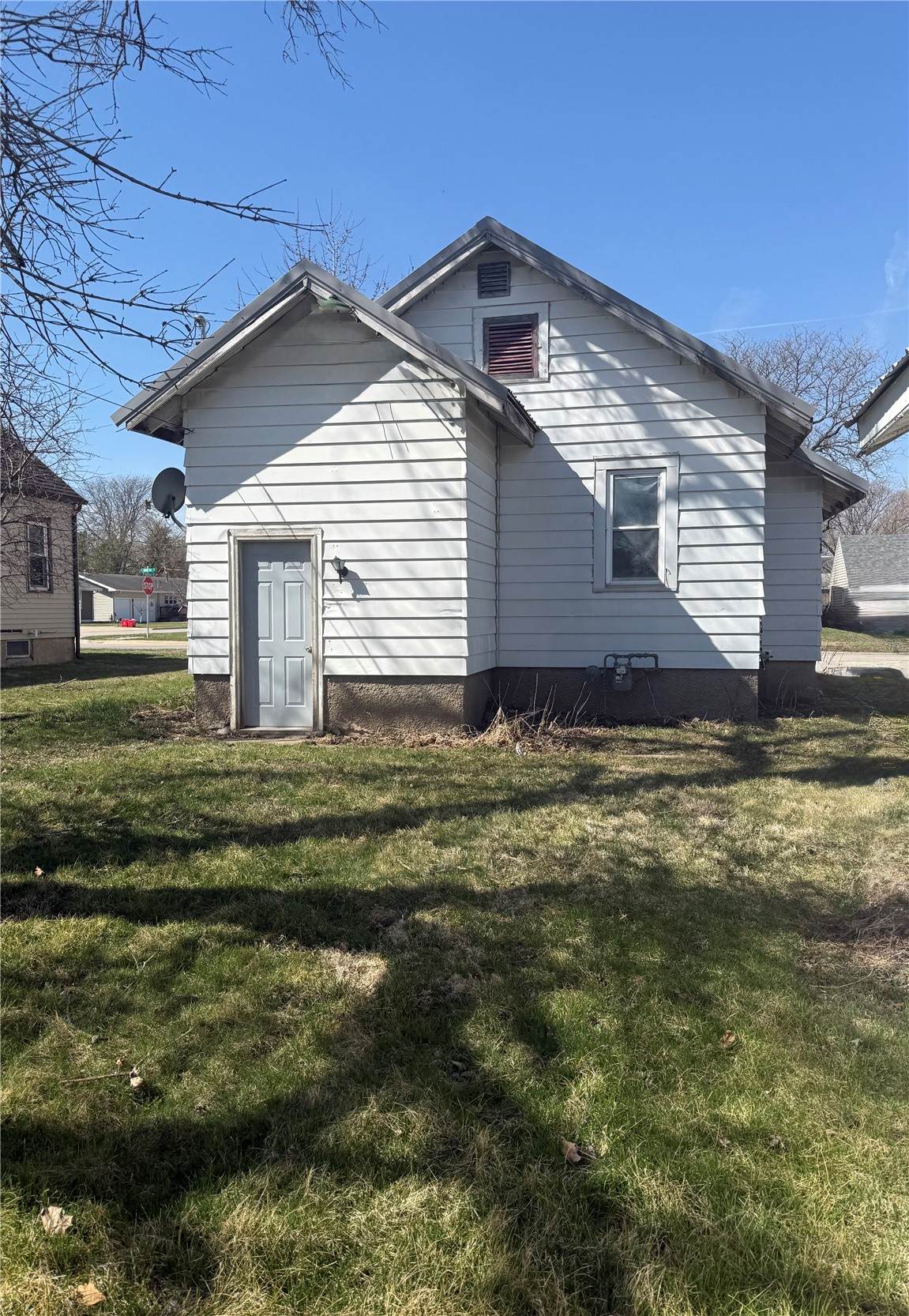 https://bt-photos.global.ssl.fastly.net/cedarrapids/1280_boomver_1_2602317-2.jpg