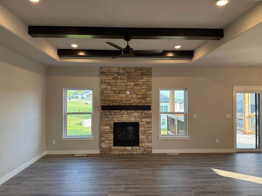 https://bt-photos.global.ssl.fastly.net/cedarrapids/orig_boomver_1_2602371-2.jpg