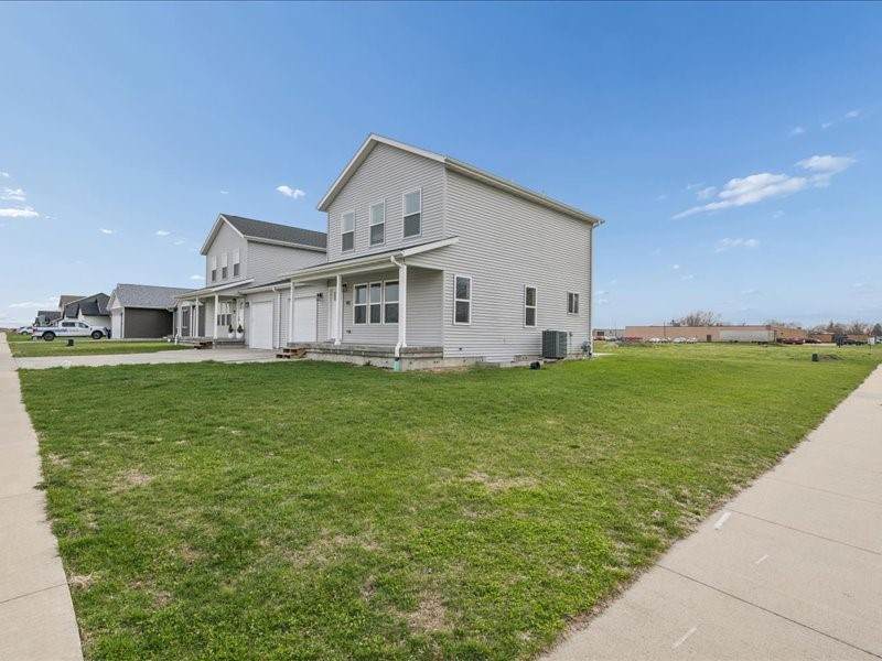 https://bt-photos.global.ssl.fastly.net/cedarrapids/orig_boomver_1_2602414-2.jpg
