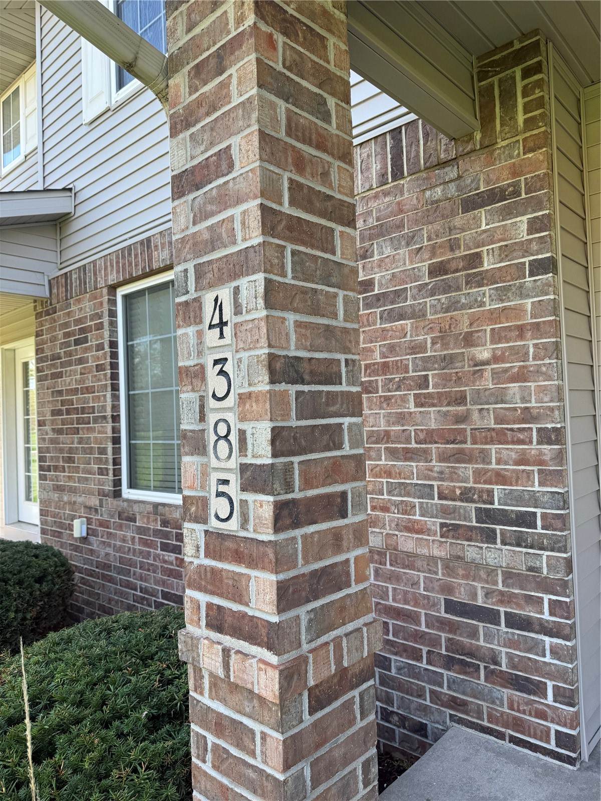 https://bt-photos.global.ssl.fastly.net/cedarrapids/1280_boomver_1_2602774-2.jpg