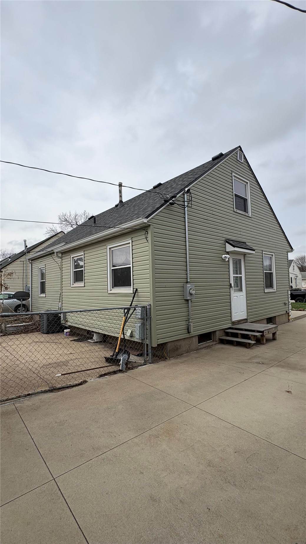 https://bt-photos.global.ssl.fastly.net/cedarrapids/orig_boomver_1_2603015-2.jpg